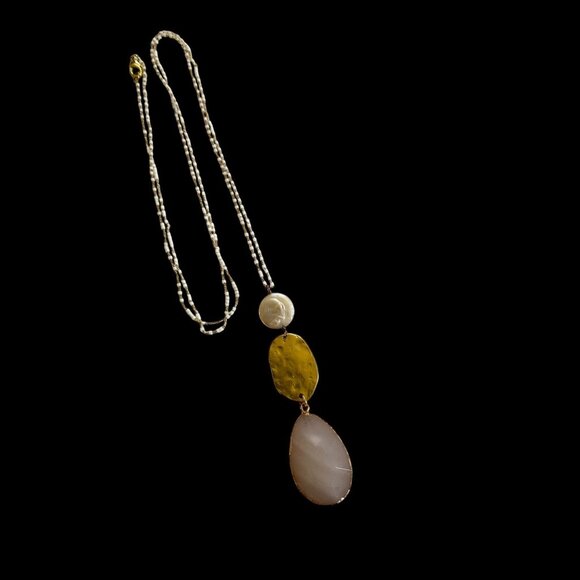 Anthropologie Miriam Pendant Necklace White Beads Gold Accents Natural Stone - Picture 6 of 13